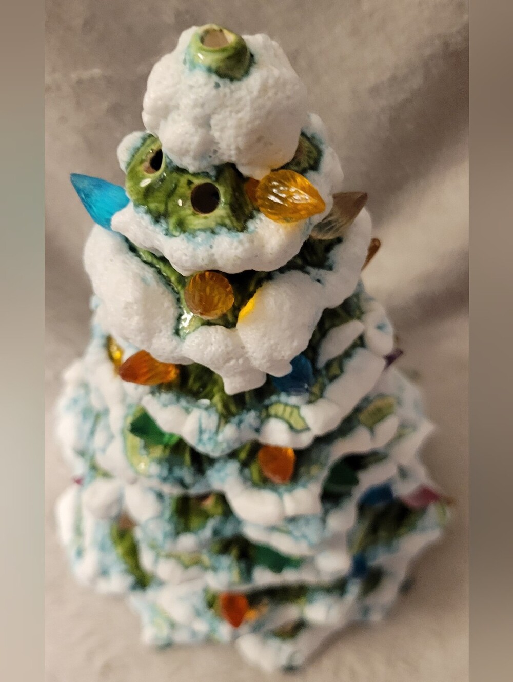 Vintage Ceramic Snowy Christmas Tree with Colorful Bulb Lights - Home Holiday - Picture 4 of 7